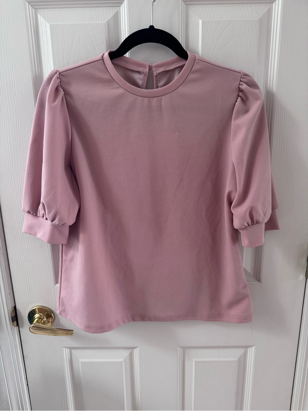 Amazon Women's Puff Sleeve Crewneck Top - Dusty Rose